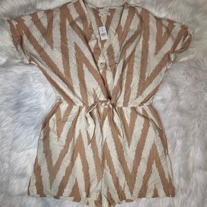 NWT Large - Lou&Grey by LOFT Tan and Cream Patterned Romper